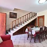 Апартаменты Izzhome Comfort Пула