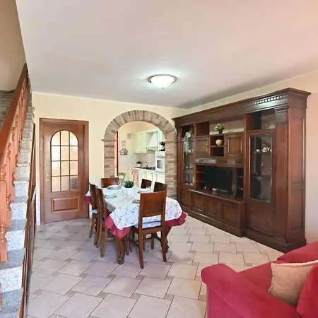 Apartment Izzhome Comfort Pula